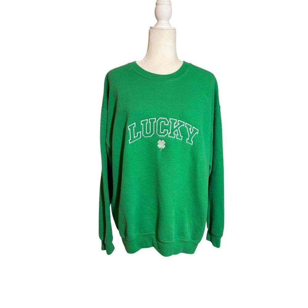 Gildan St. Patrick’s Day green embroidered “Lucky” sweatshirt - L